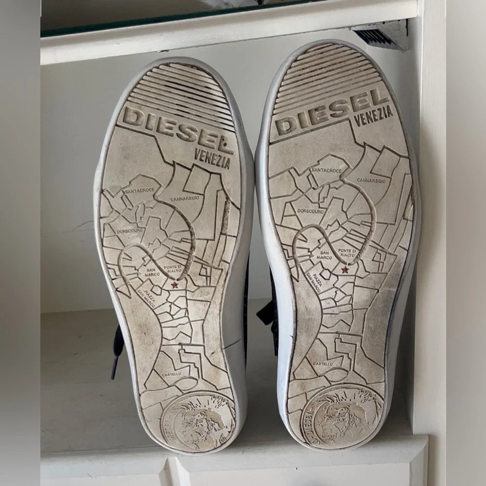 Diesel Men’s S-kwaartzz Leather Sneakers Size 10